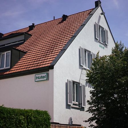 Hotel Am Ostpark Neubiberg Esterno foto