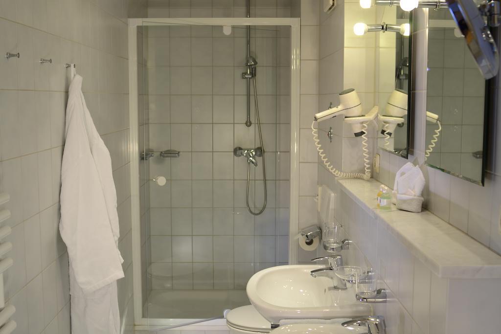 Hotel Am Ostpark Neubiberg Camera foto