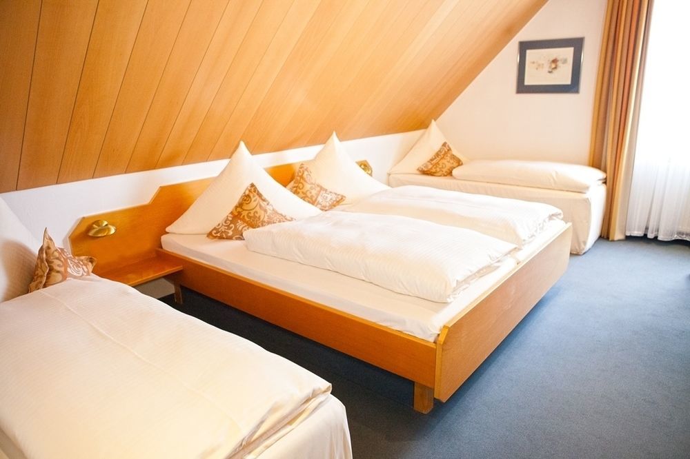 Hotel Am Ostpark Neubiberg Esterno foto
